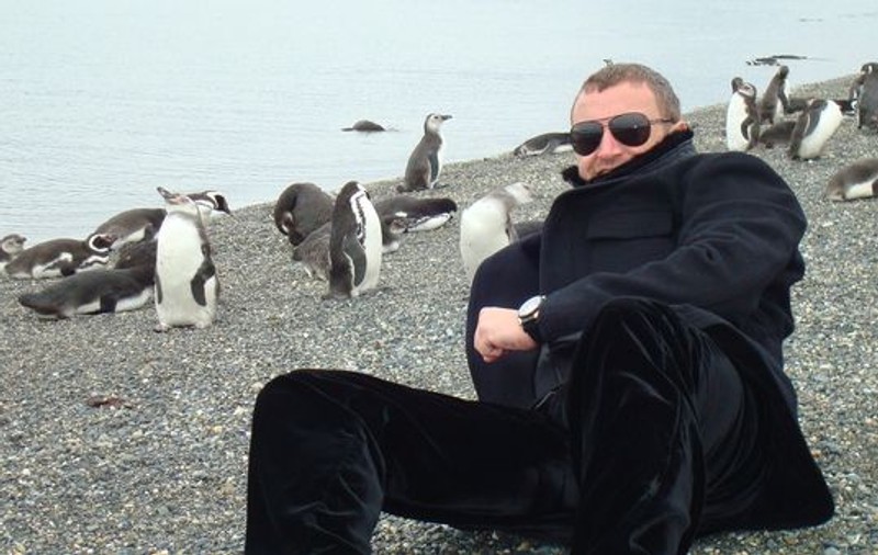 Cătălin Botezatu pleacă în Islanda