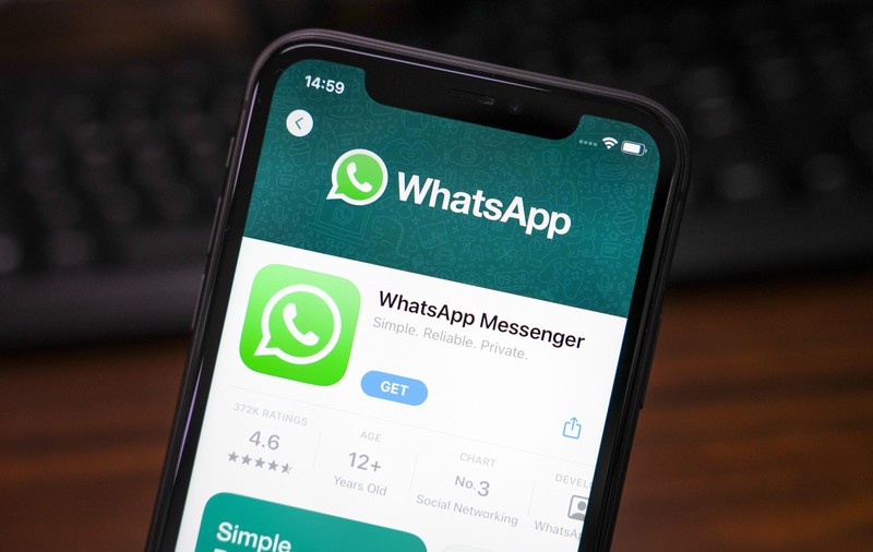 Apple a eliminat WhatsApp şi Threads din App Store din China, la ordinul Beijingului. Motivul invocat