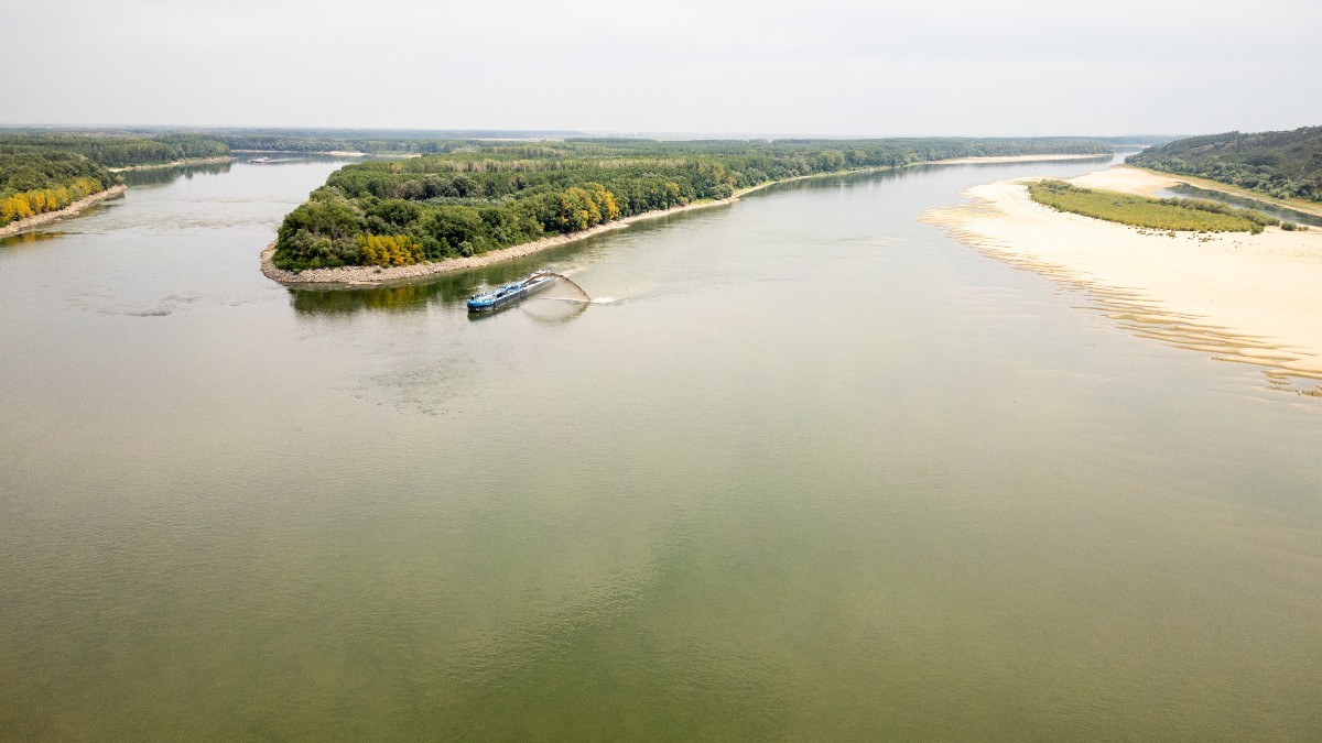 Cotele Dunării au scăzut semnificativ în septembrie, ajungând sub nivelul din luna precedentă. Sursă foto Shutterstock