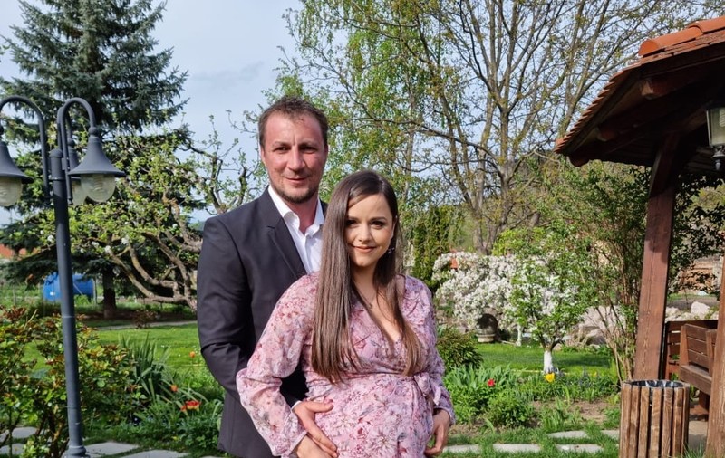 Marian Godină a devenit tată. Prima imagine cu micuța Maria. „Fetița noastră”