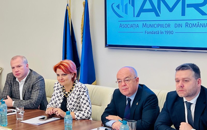 Luptele politice nevăzute. Cum își împart sferele de influență liderii PSD și PNL la nivelul aleșilor locali