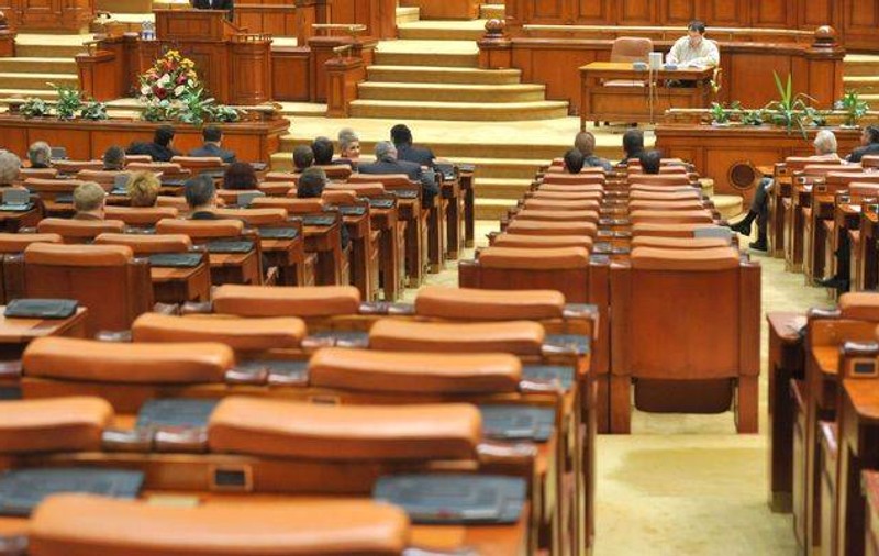 IPP solicită responsabilitate conducerii Camerei Deputaților față de comportamentul inadecvat al aleșilor la tribuna Parlamentului