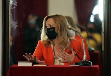 Elena Lasconi a adăugat o declaraţie de dragoste după jurământ
