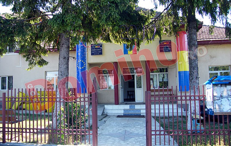 Centrul medical din Albeni, închis din cauza unui scandal amoros între primar și o doctoriță