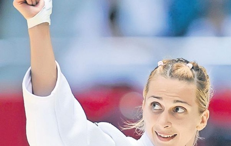 Alina Dumitru: «M-au durut capul, gâtul, mâna, piciorul și degetul»