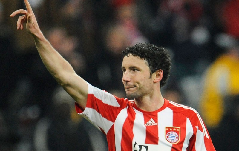 AC Milan l-a luat pe van Bommel