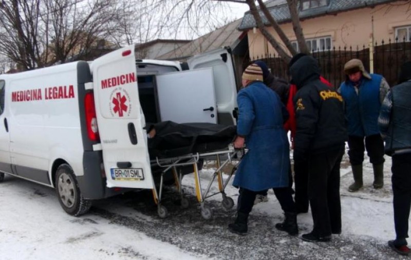 Doi frați au murit intoxicați în casa părintească din Brăila. Au sfârșit cu o zi înainte de a-și înmormânta mama