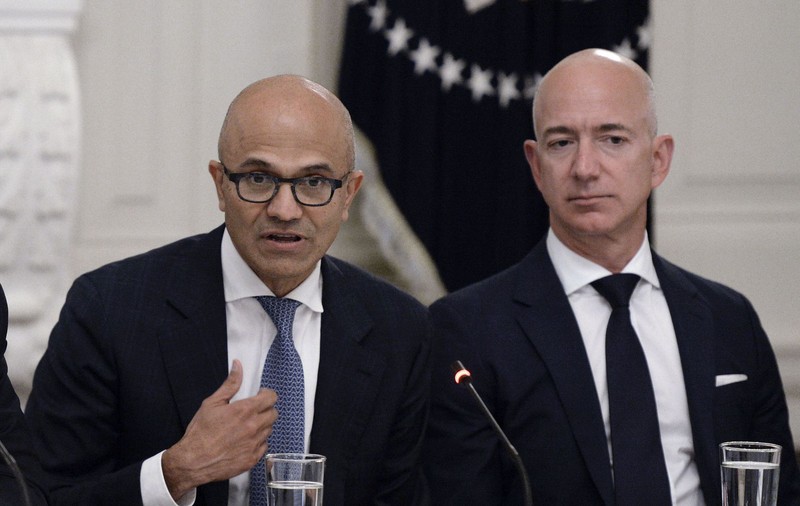 Un trib de indieni americani a dat în judecată Amazon și Microsoft pe motiv că supercomputerele lor le încalcă brevetele de invenție