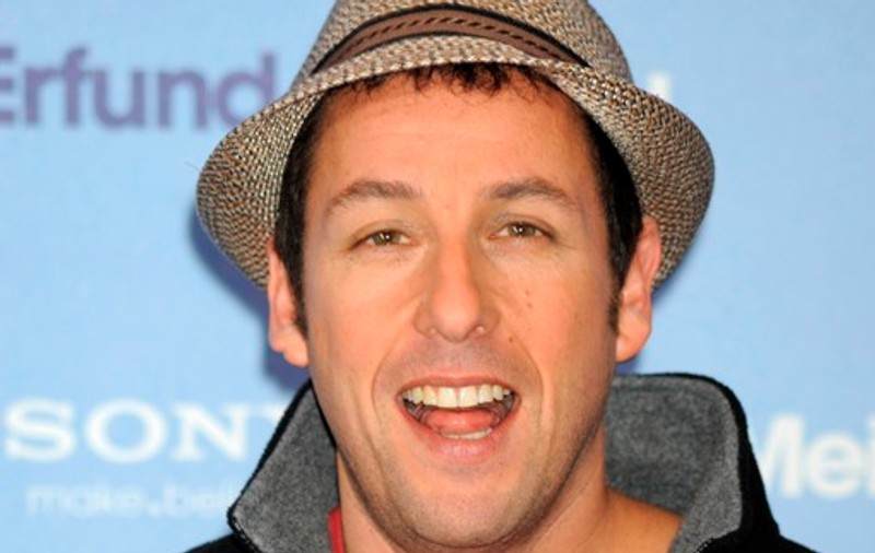 Adam Sandler va juca în  "Hotel Transylvania", rolul lui Dracula