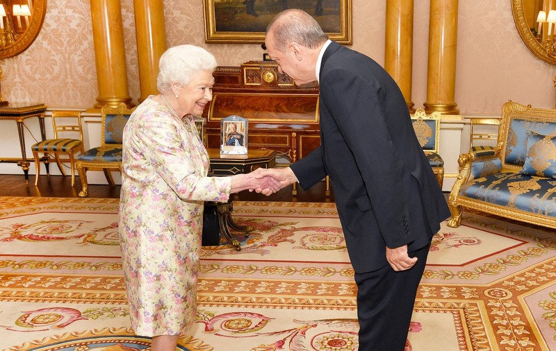Erdogan a fost primit de Regina Elizabeta a II-a la Buckingham