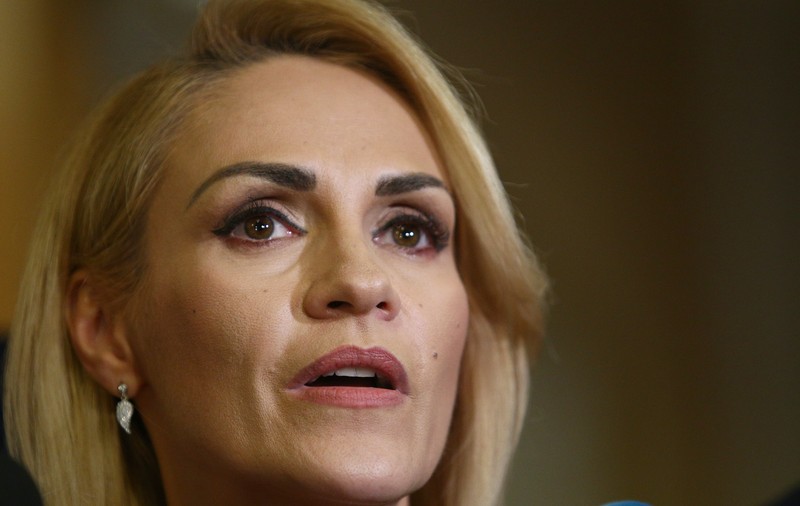 VIDEO/ Gabriela Firea, primele declarații după ședința CExN PSD: „10 au votat să facă un pas lateral, 39 să rămână și o abținere”