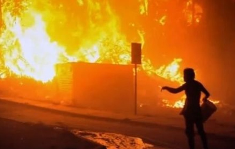 Mii de persoane evacuate în Chile, din cauza unui incendiu de vegetaţie