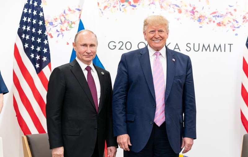 Cum îl manipulează Vladimir Putin pe Donald Trump: „5 greșeli majore ale președintelui SUA”