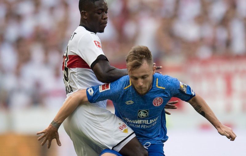 Alexandru Maxim a fost lăsat corigent de nemți. Românul, printre dezamăgirile din Bundesliga
