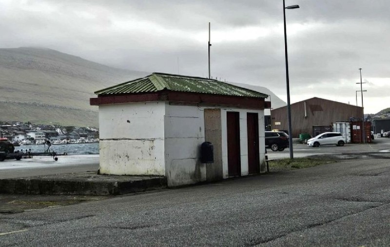 Un pisoar dărăpănat blochează o cursă de feribot, în Feroe: „Împiedică începerea serviciului regulat de transport”