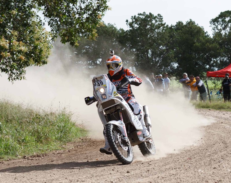Mani Gyenes a mai depăşit un hop în raliul-raid Dakar