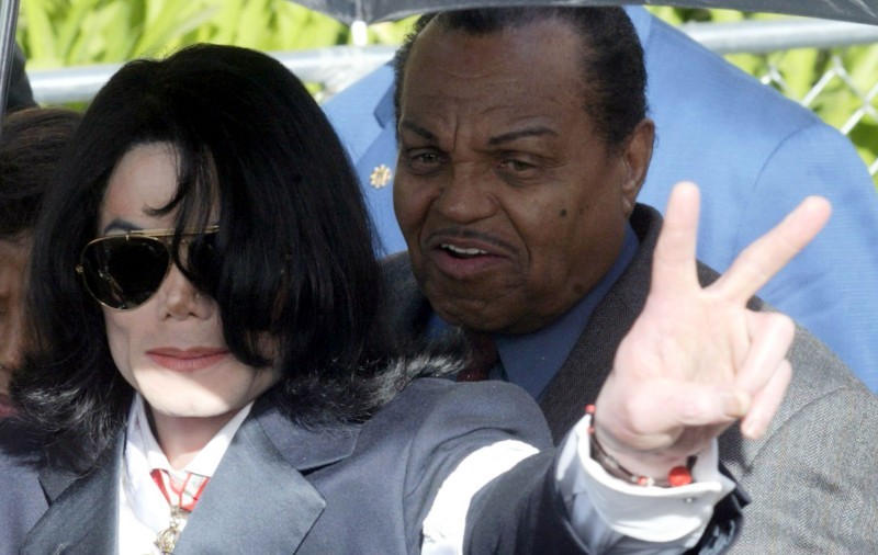 Joe Jackson: "Michael nu era homosexual!"