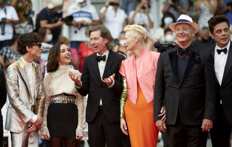 Corespondență de la Cannes: Ziua în care starurile de la Hollywood au venit cu autobuzul la premiera filmului în care joacă