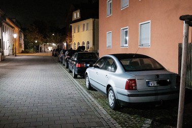 Mașina lui Daniel parcată în apropierea locuinței sale lângă Nürnberg, Germania