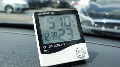 temperatura in masina pe canicula