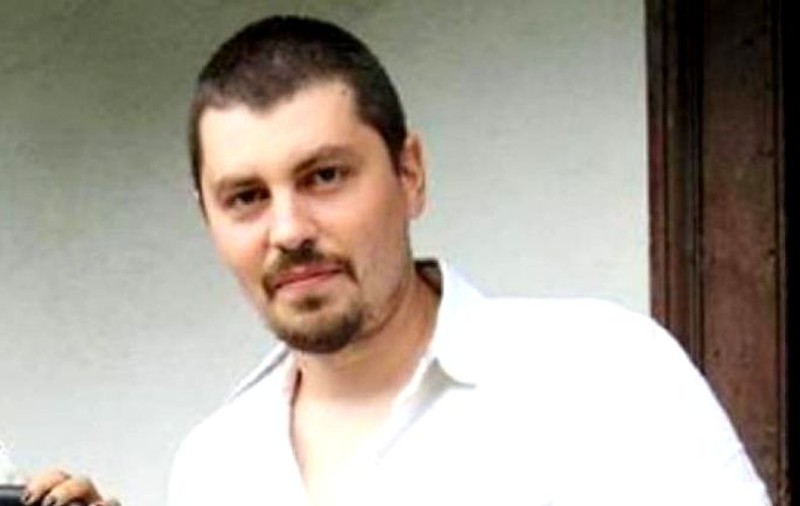 Polițistul din Slatina împușcat în cap de iubită a început să deschidă ochii. A fost operat de trei ori