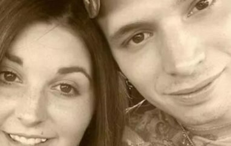 Un cuplu din SUA a înscenat nașterea și moartea unui bebeluș ca convingă oamenii să le dea bani