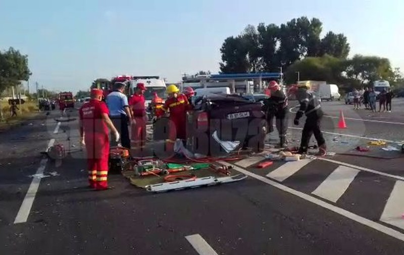 Accident grav pe DN 2, sâmbătă dimineață. Un mort și trei răniți. A fost solicitat elicopterul SMURD
