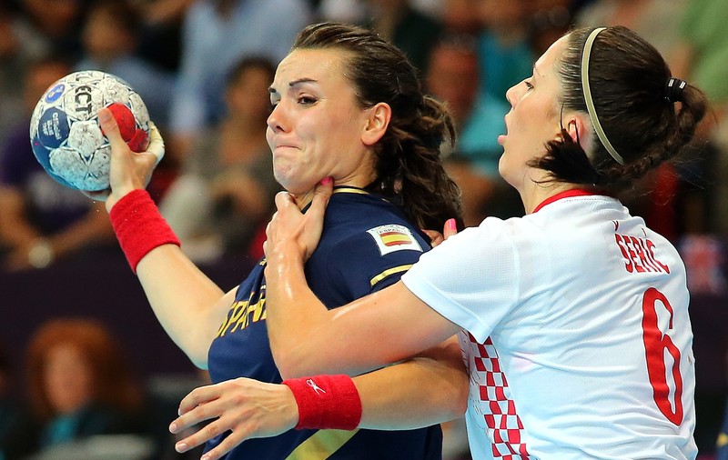 SCM Craiova a transferat-o pe croata Andrea Seric. Pivotul va juca doi ani la câștigătoarea EHF Cup