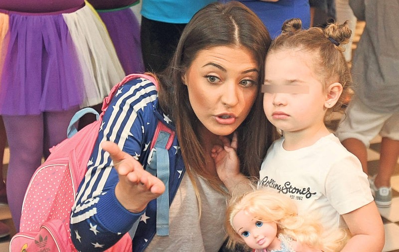 Antonia PLEACĂ DIN NOU ÎN ITALIA! Oare o va vizita din nou şi pe micuţa Maya?