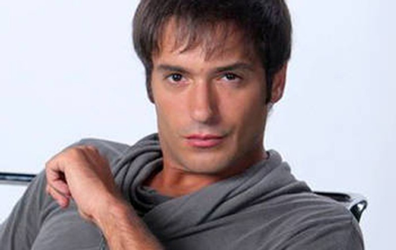 Radu Vâlcan NU VREA SĂ AUDĂ de TATĂL LUI! Vezi prin ce DRAMĂ a trecut în copilărie!