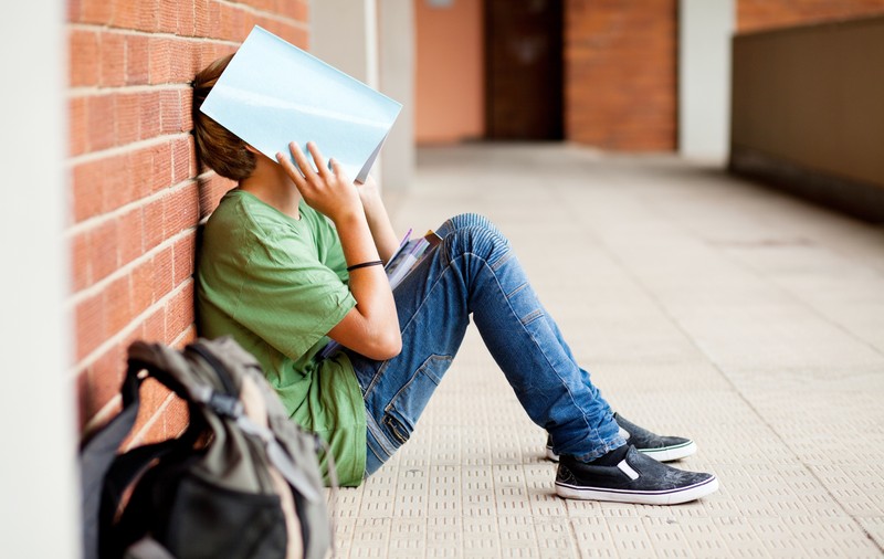 In a Relationship | Ultima vacanță de vară înainte de clasa a XII-a. „Mă gândesc doar la cât stres și zile negre mă așteaptă”