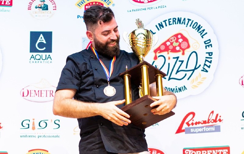 Povestea pizzaiolo-ului din Craiova. Iulian Pădureanu a câștigat locul 3 Mondial la Pizza World Cup din Roma