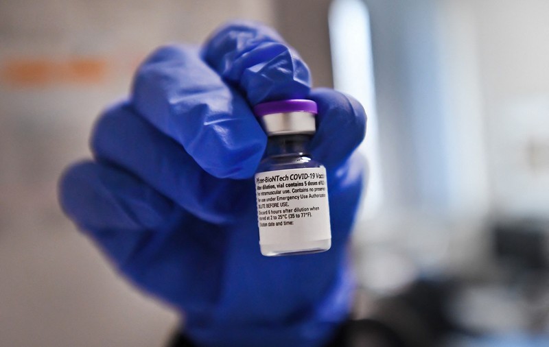 Japonia va arunca milioane de doze de vaccin anti-COVID de la Pfizer, pentru că nu are seringile potrivite