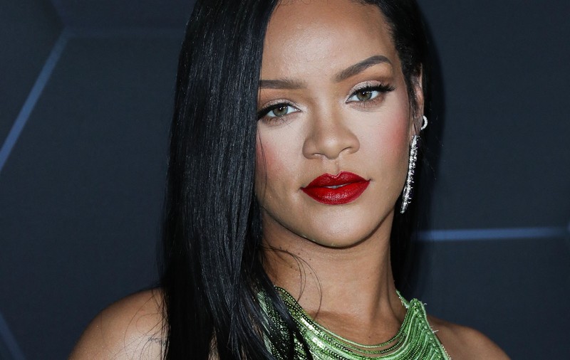 Rihanna a lansat o nouă melodie, după 6 ani de pauză. Cum sună piesa „Lift Me Up”