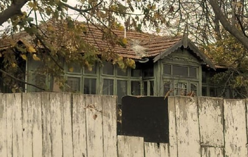 Bătrân de 70 de ani din Vaslui, condamnat după ce a violat o fată de 14 ani o noapte întreagă!