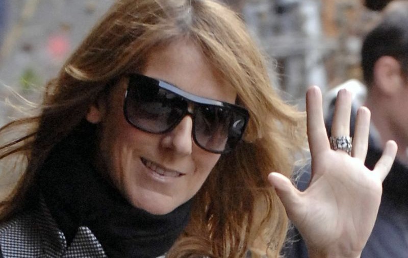 Celine Dion lansează o linie de ceasuri cu preţuri între 75-225 euro