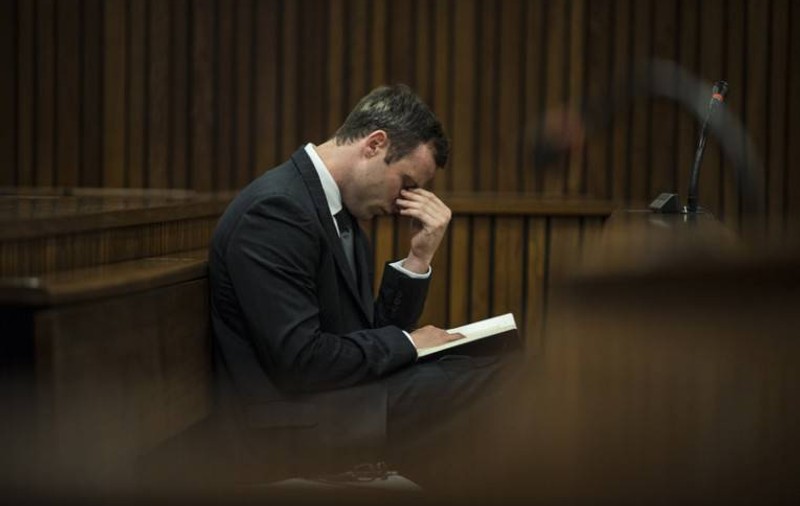 VERDICT în PROCESUL lui Oscar Pistorius! Sportivul A FOST GĂSIT VINOVAT pentru UCIDERE DIN CULPĂ, dar AR PUTEA SCĂPA DE ÎNCHISOARE