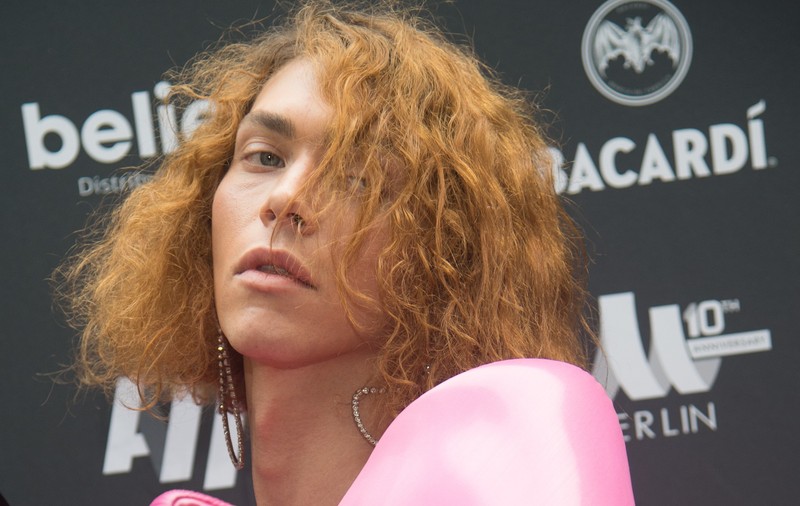 Cântăreața și producătoarea muzicală SOPHIE a murit la vârsta de 34 de ani