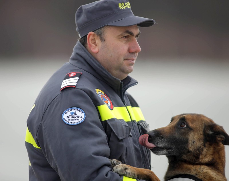 România trimite ajutoare în Turcia. Două aeronave cu 59 de salvatori au aterizat deja la Adana