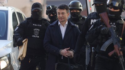 Spionul Alexandru Bălan a scris că recunoaște faptele, apoi s-a răzgândit. Fostul șef al serviciului secret moldovean a vândut documente SRI și SIE agenților din Belarus