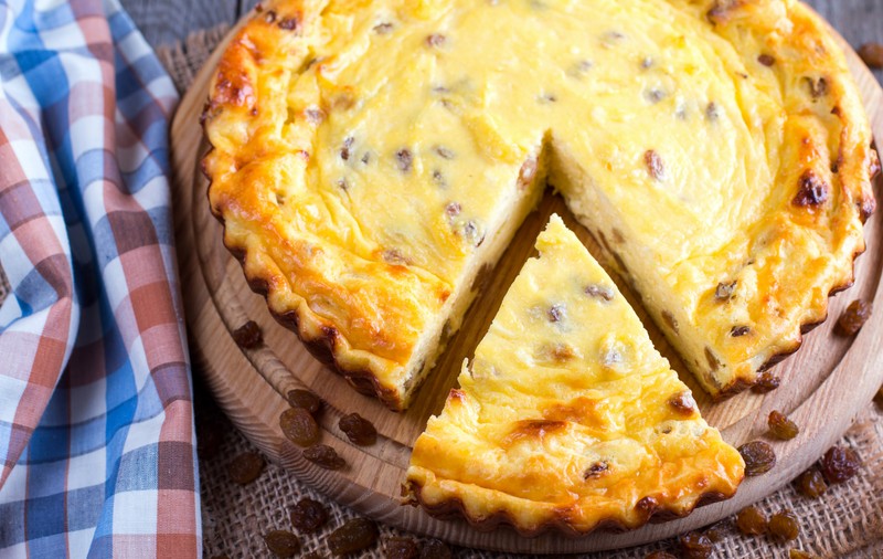 Rama pentru Copt și Prăjituri prezintă o rețetă-inspirație pentru masa de Paște, pască-tort delicioasă care va completa perfect masa de sărbători