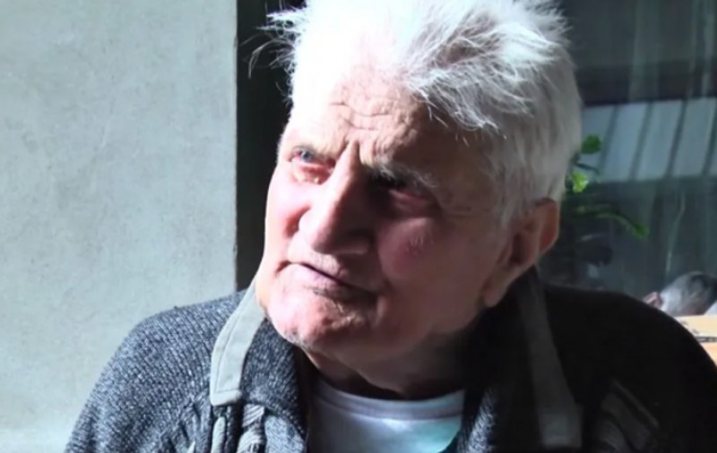 Un bătrân dispărut de 30 de ani s-a întors acasă, în Bacău. În tot acest timp, familia i-a făcut slujbe de pomenire