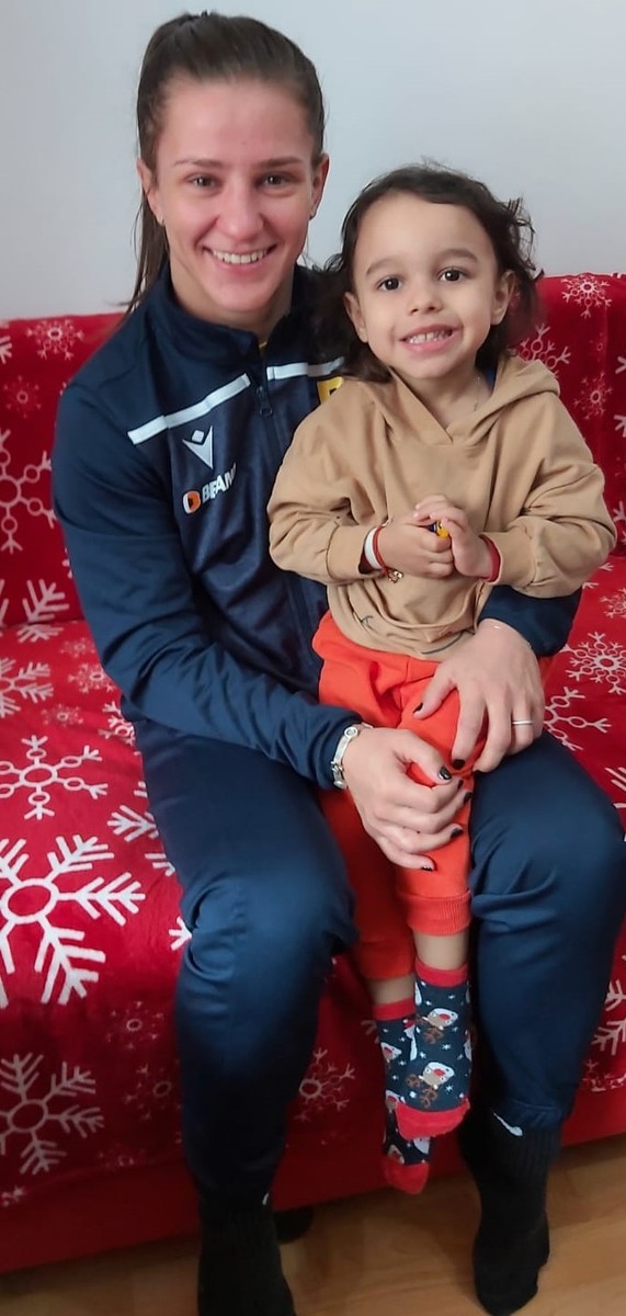 Alina Vuc, alături de micuțul Nicolas