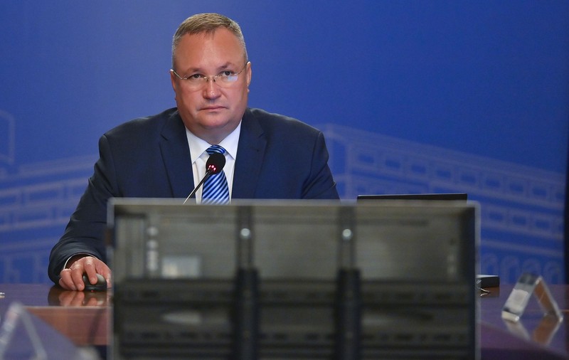 Guvernul ar putea aproba vineri creșterile de taxe prin modificarea Codului Fiscal - surse. Există schimbări însă față de schița anterioară