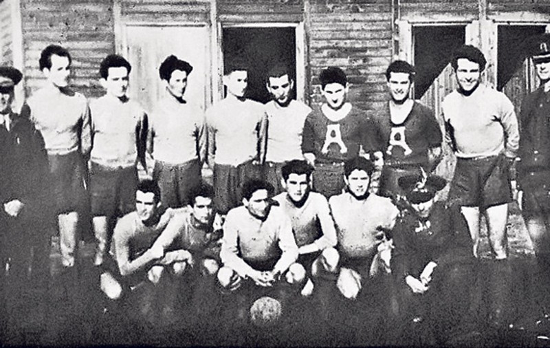 Carmen a murit, trăiască ASA! Clubul Steaua sărbătoreşte azi 66 de ani de existenţă, într-o atmosferă tensionată