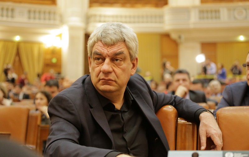 Tudose, întrebat dacă se va retrage în cazul în care legea îi va permite lui Dragnea să fie premier: Evident că da!