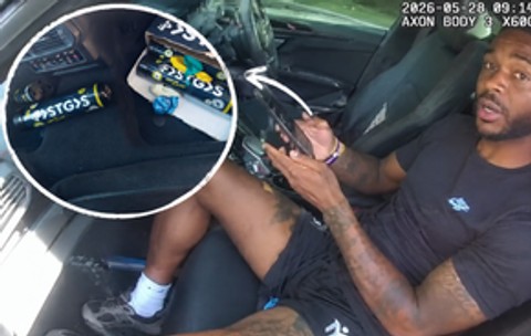 Au apărut imaginile » Fostul superstar din Premier League, prins cu gaz ilariant și un balon dezumflat în Lamborghini: arestat pe loc!