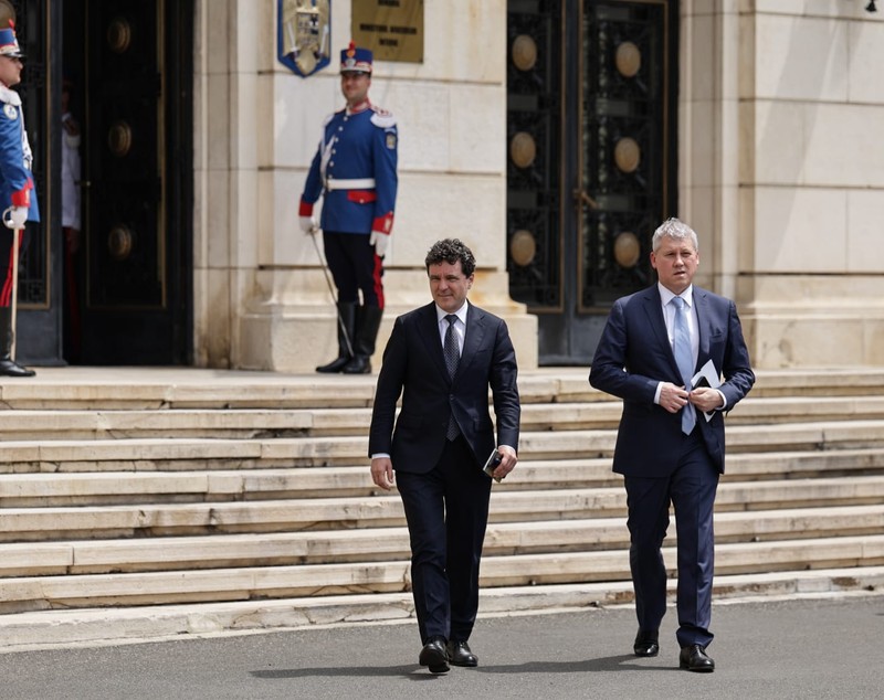 Mesajul transmis de Nicuşor Dan la aniversarea MAI despre violenţa la adresa femeilor și despre consumul de droguri