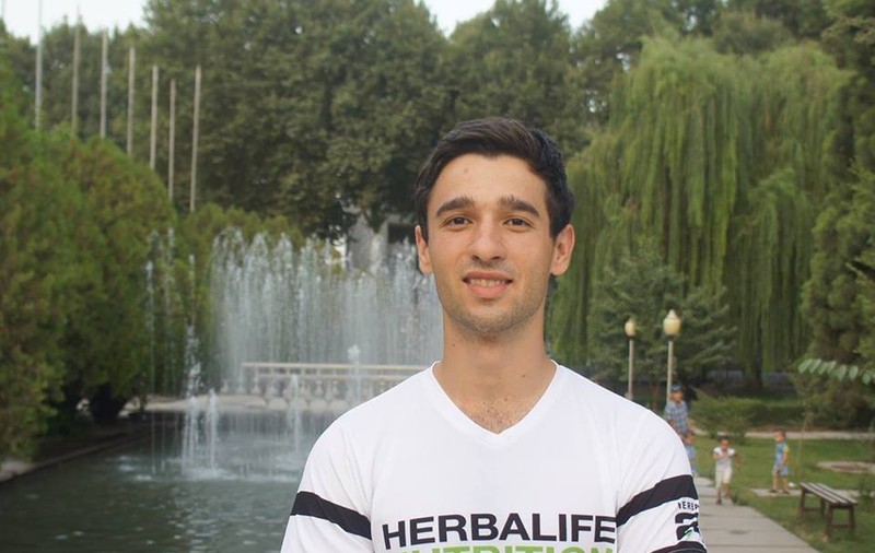 Căutarea lui Daniel Rusu, alpinistul surprins de avalanșă în Munții Bucegi, reluată pentru a patra zi. Salvamontiști din Hunedoara și prieteni ai tânărului dispărut participă alături de Salvamont Prahova