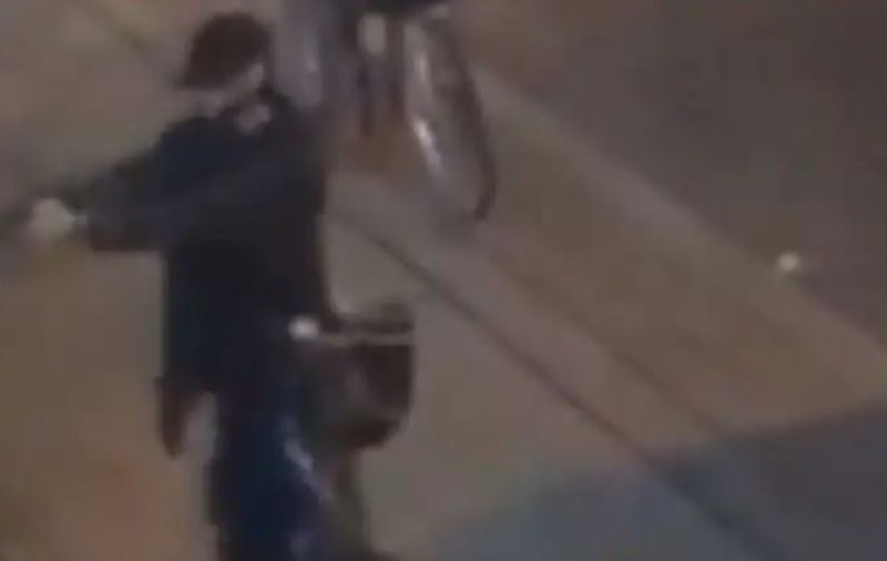 Cine este autorul atacului armat din Toronto. Bărbatul a ucis două fete și a rănit alți 13 oameni / VIDEO